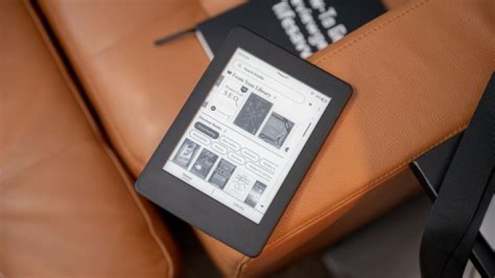 Can you watch movies on the Kindle Paperwhite?