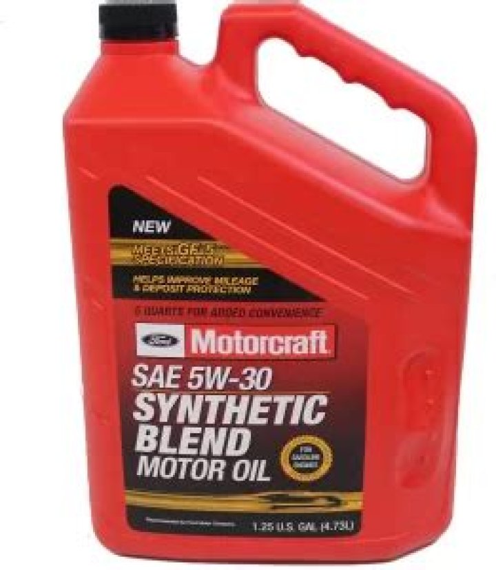 Does a 2014 Ford Escape need synthetic oil?