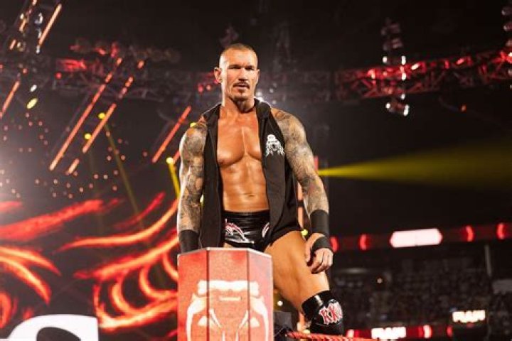 Does randy orton have a kid?