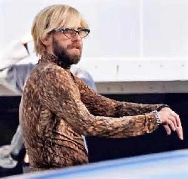 Has adam hills shaved his beard?