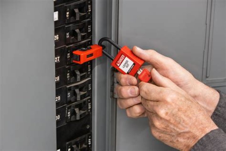 How does raid lockout work in classic?