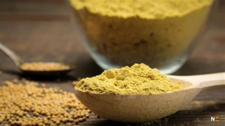 How is mustard flour made?