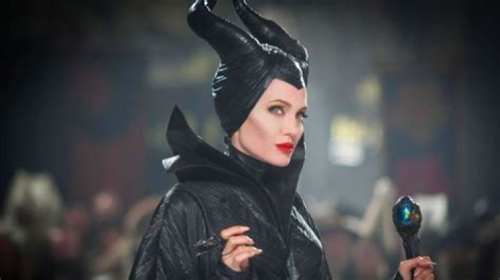 How to watch maleficent 2?