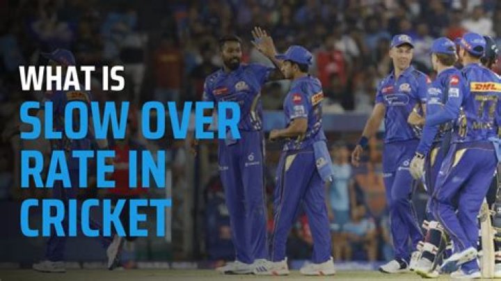 In cricket how many players?