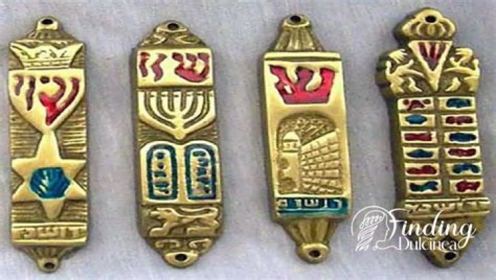 Is mezuzah a religious symbol?