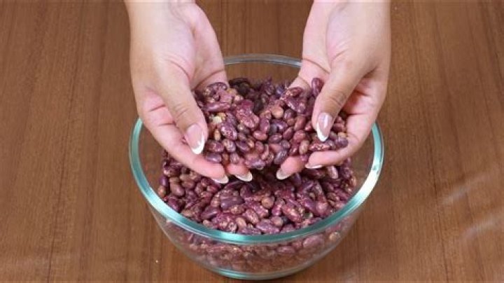 ¿Qué hacer para ablandar frijoles duros?