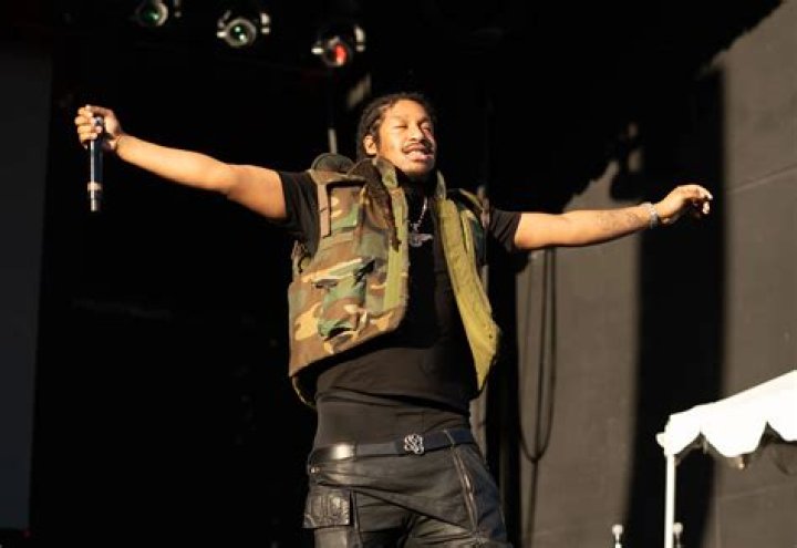 What does venthole mean?