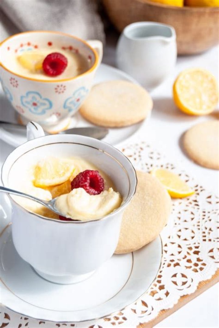 What is it called when you clink glasses?