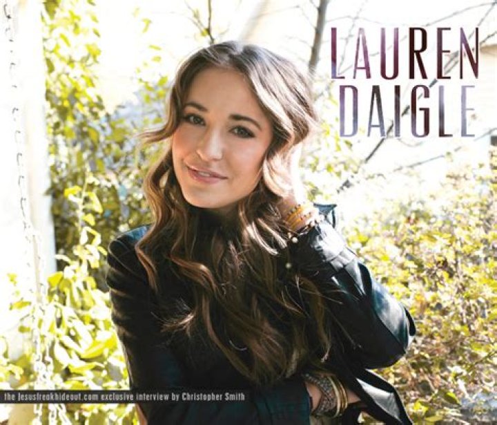 What sickness did Lauren Daigle have?
