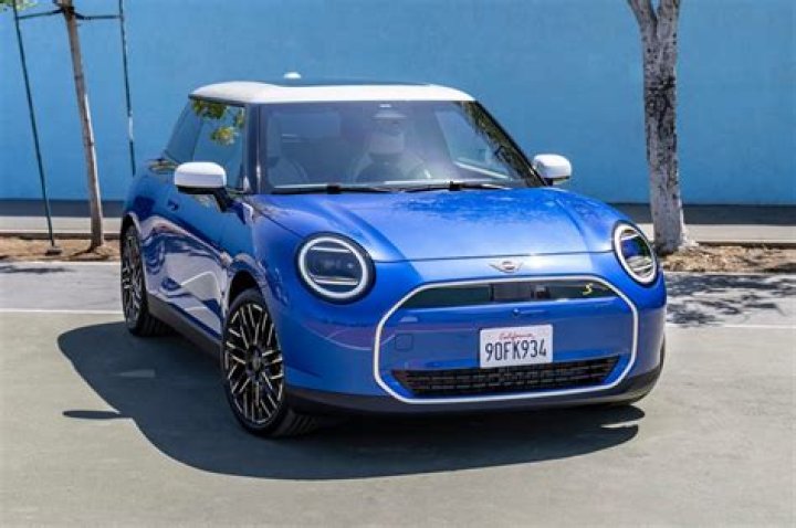 Whats a subcompact car?