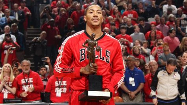 When did derrick rose win mvp?