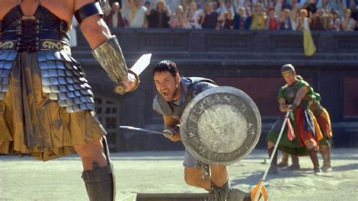 When did Gladiator win best picture?