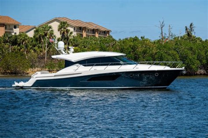 Where are hcb yachts built?