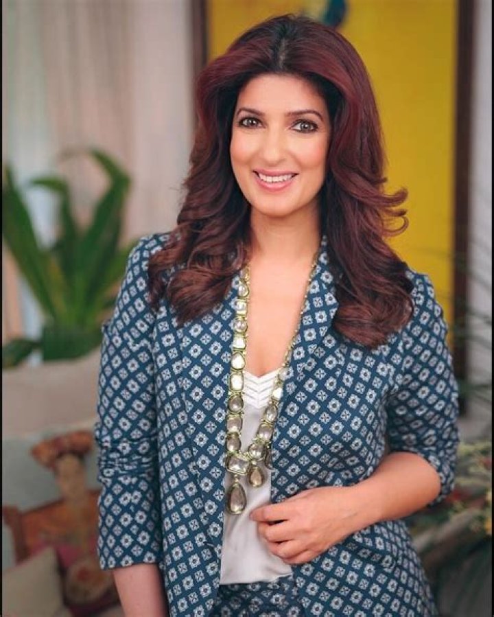 Where is twinkle khanna now?