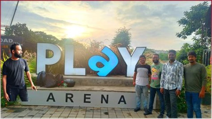 Why can't I play Arena on fortnite?