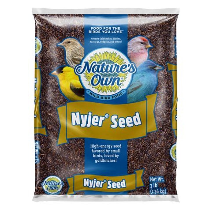 Will juncos eat nyjer seed?